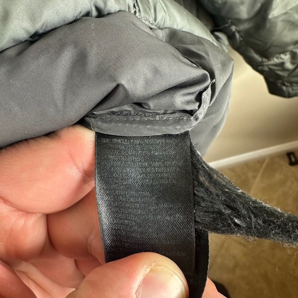 The North Face Metropolis Parka Womens Medium Gray 600-Fill Down Puffer Jacket - Picture 9 of 9